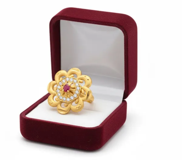 Gold_Kanchan_Ring_For_Women